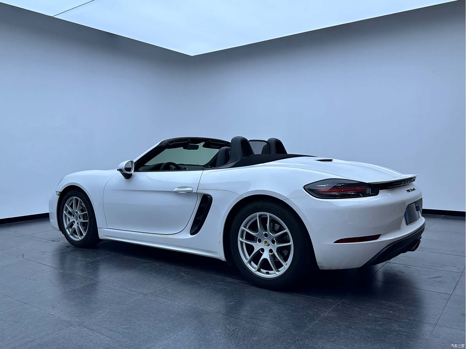 Porsche Boxster, 2018 4