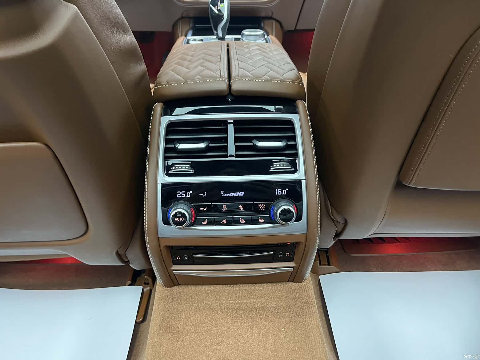 BMW 7 Series, 2020 13