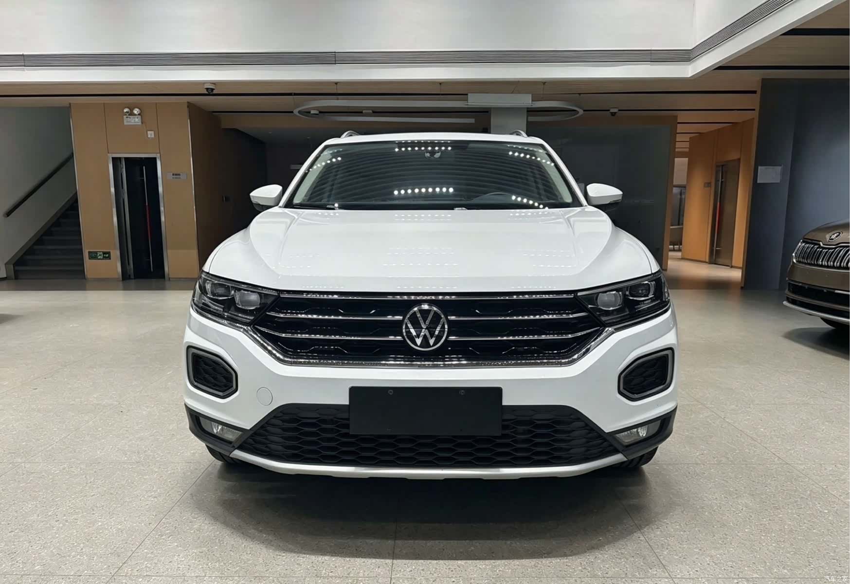 Volkswagen T-ROC, 2022 2