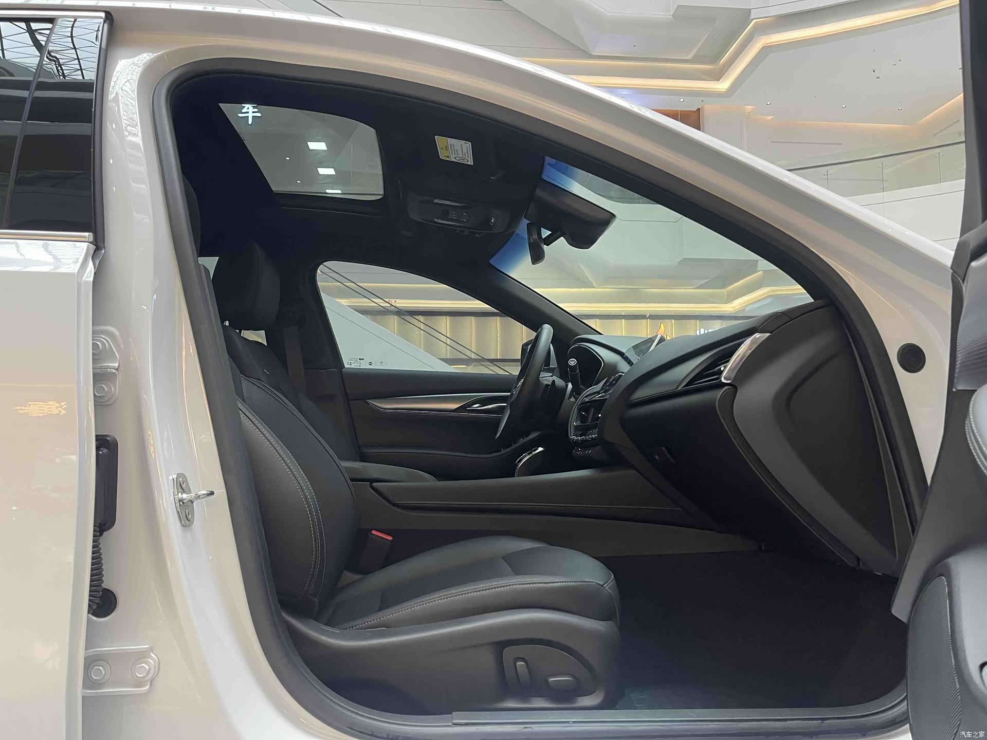 Cadillac CT5, 2024 11