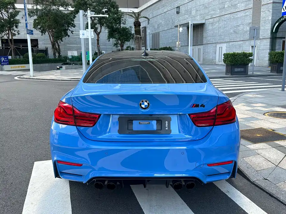 BMW M4