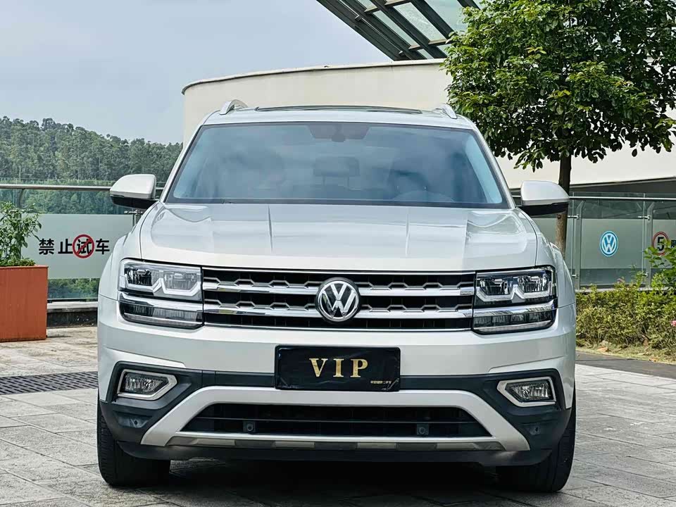 Volkswagen Tourang