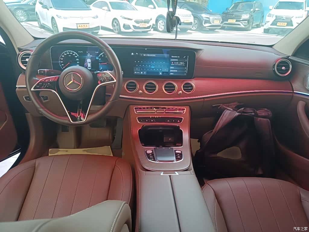 Mercedes-Benz E-Class, 2021 10
