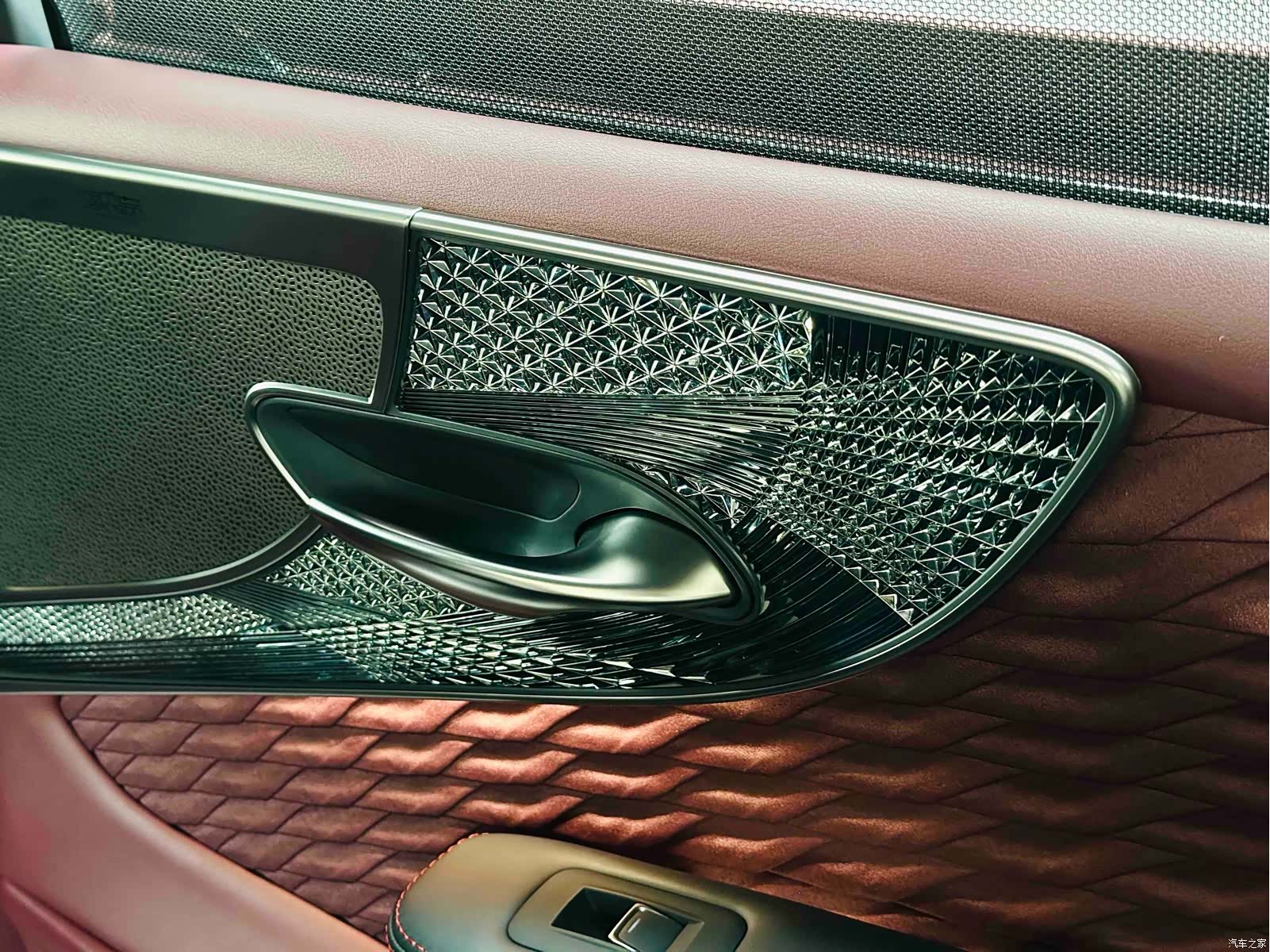 Lexus LS, 2021 15