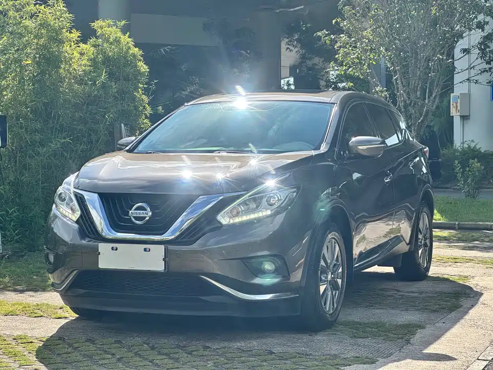 Nissan Loulan