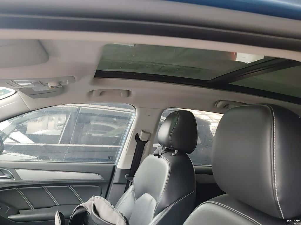 Roewe RX5, 2018 18