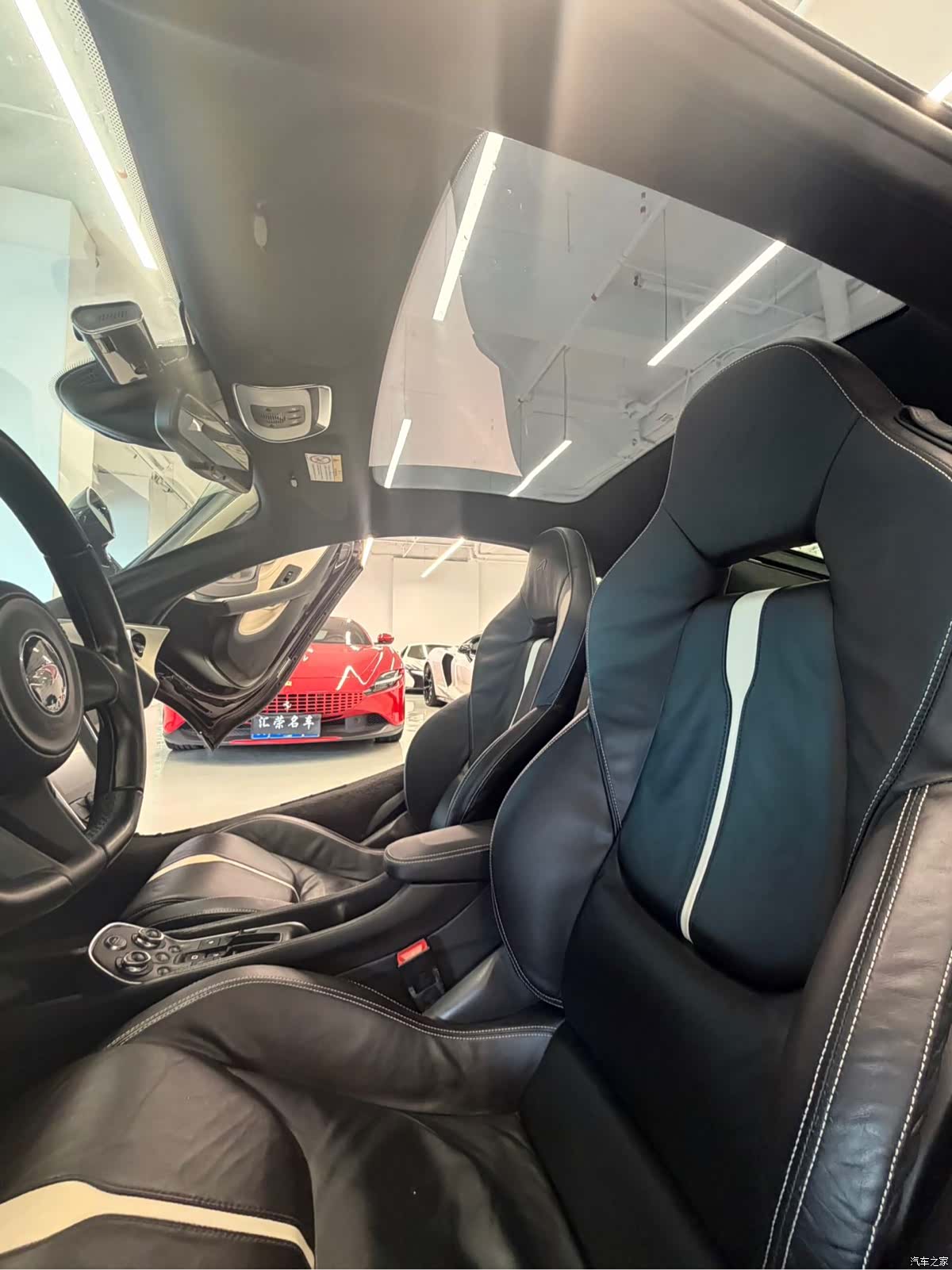 McLaren GT, 2018 все фото