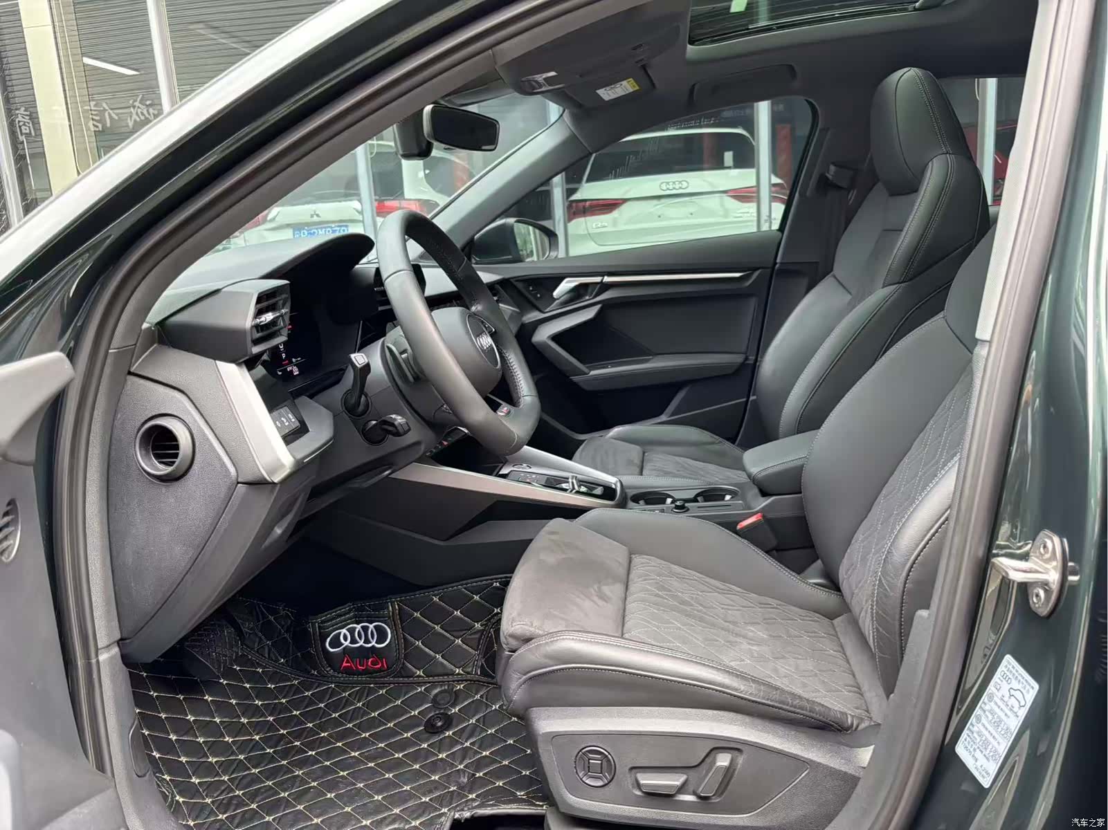 Audi A3, 2022 все фото