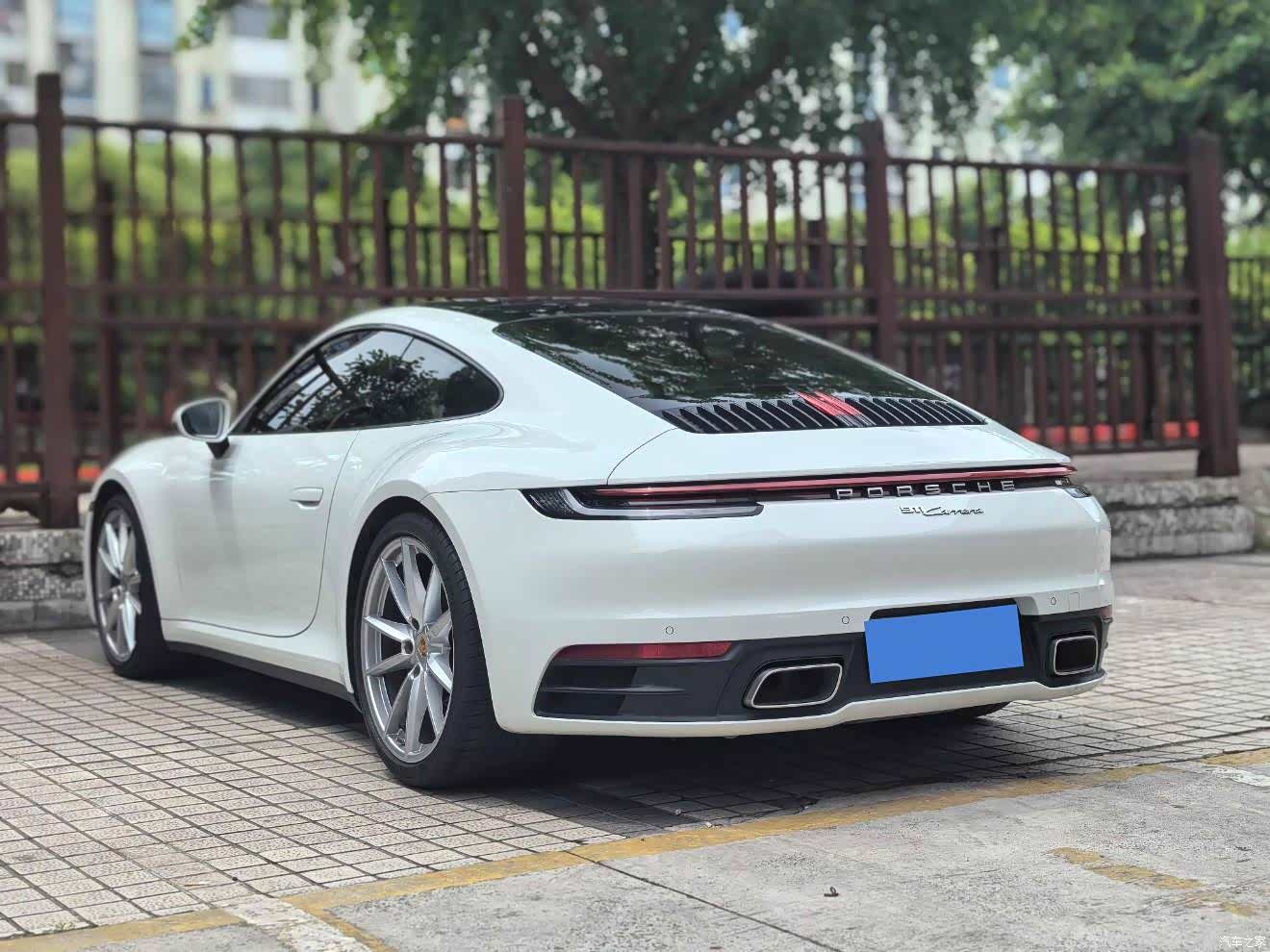 Porsche 911, 2021 24
