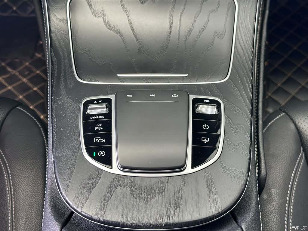 Mercedes-Benz E-Class, 2019 17