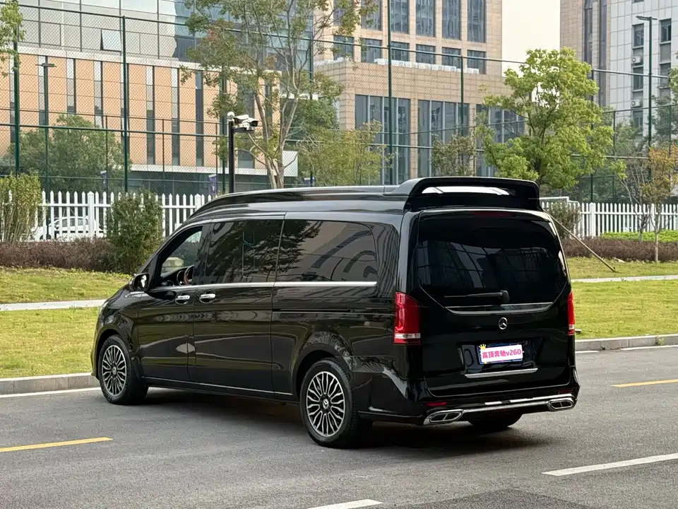 Crown Golden Crown V-class