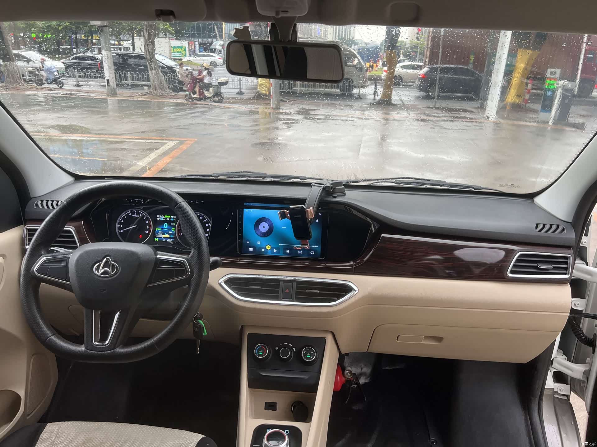 Changan V7, 2025 4