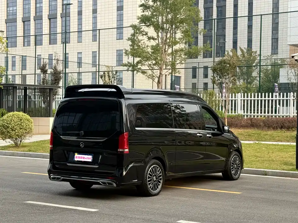 Crown Golden Crown V-class