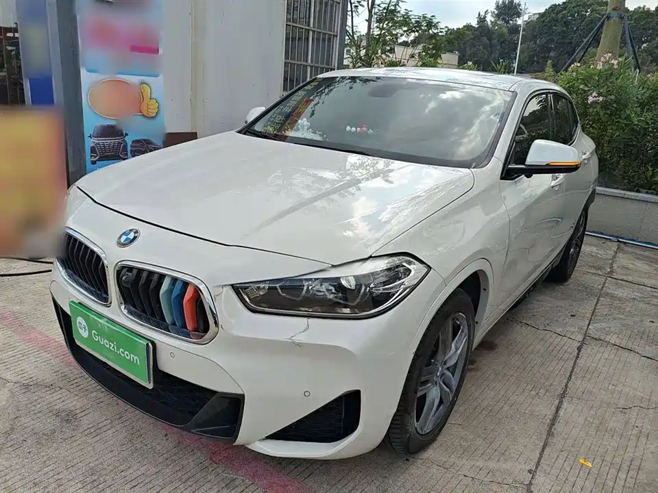 BMW X2