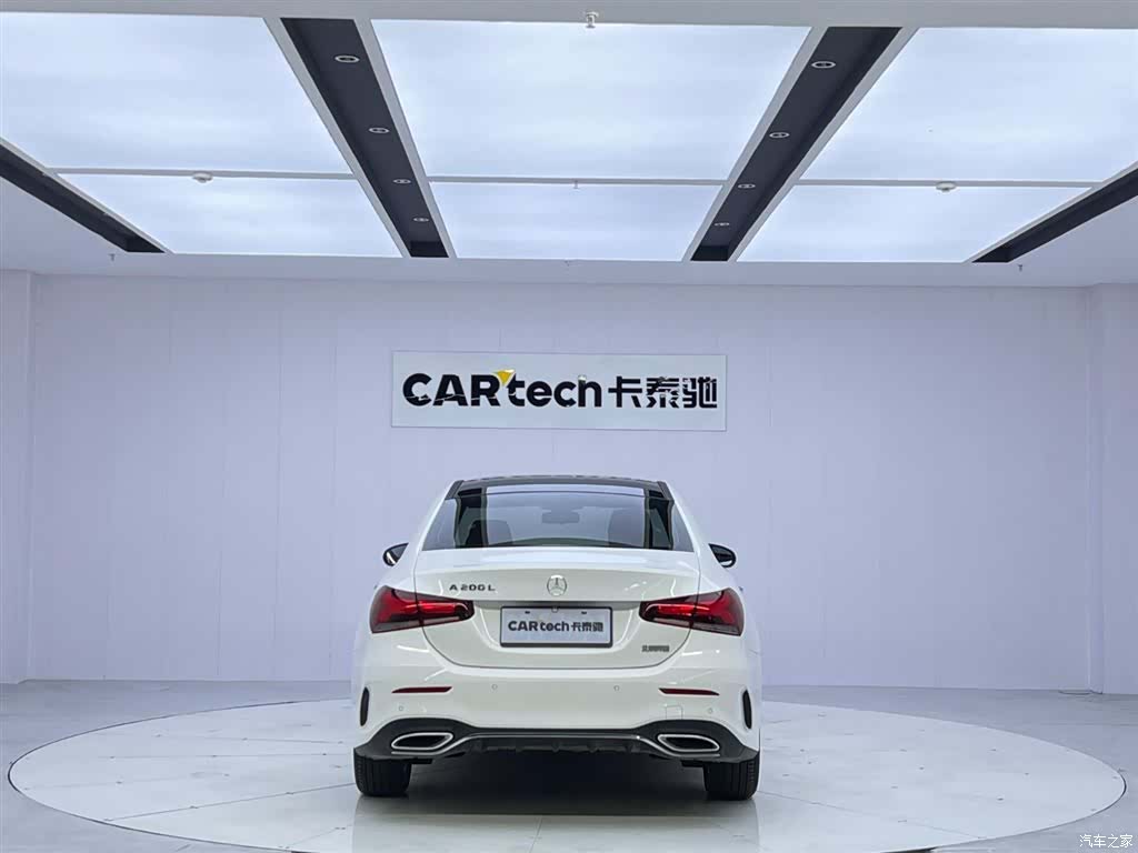 Mercedes-Benz A-Class, 2022 4
