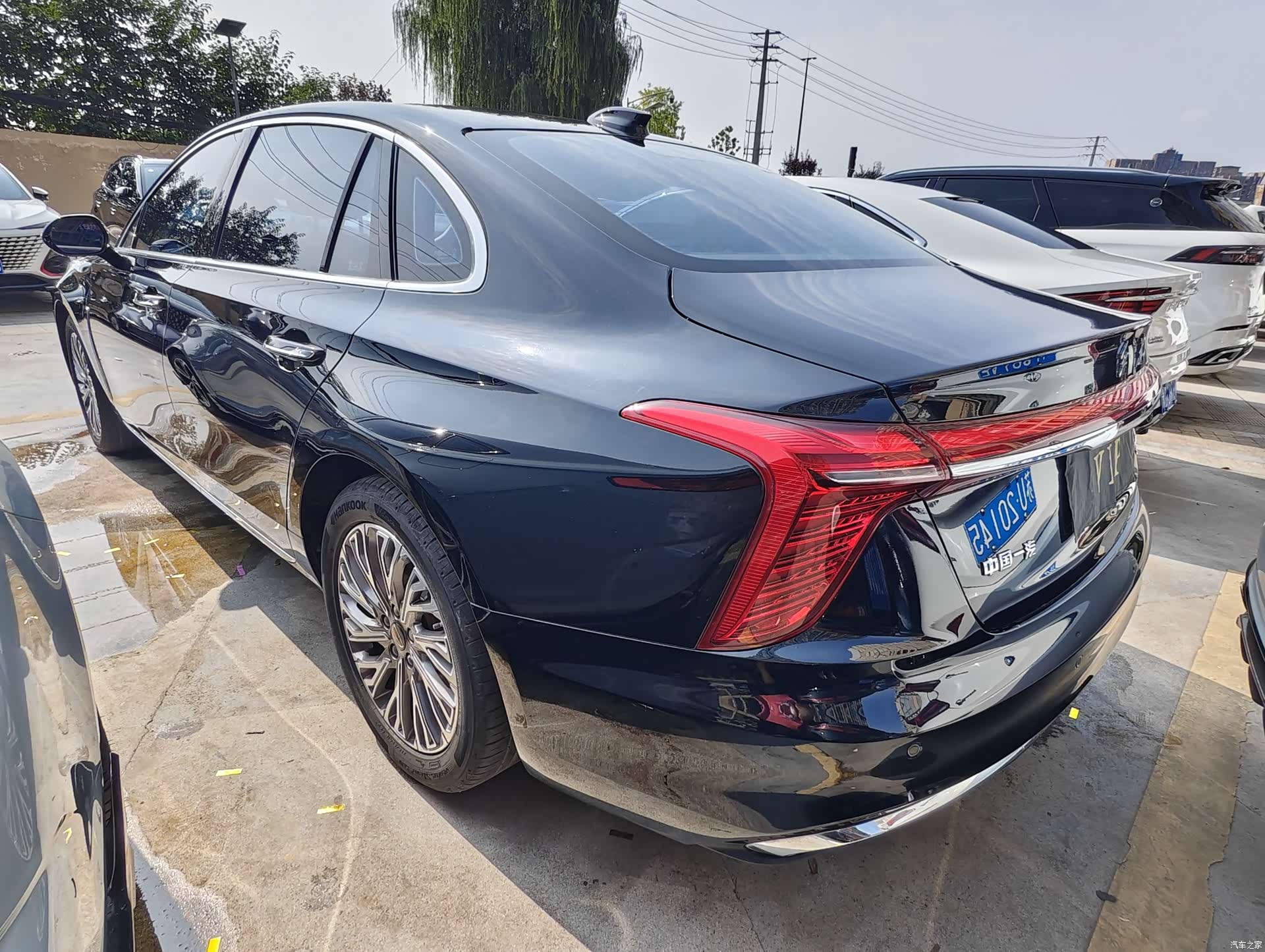 Hongqi H5, 2023 16