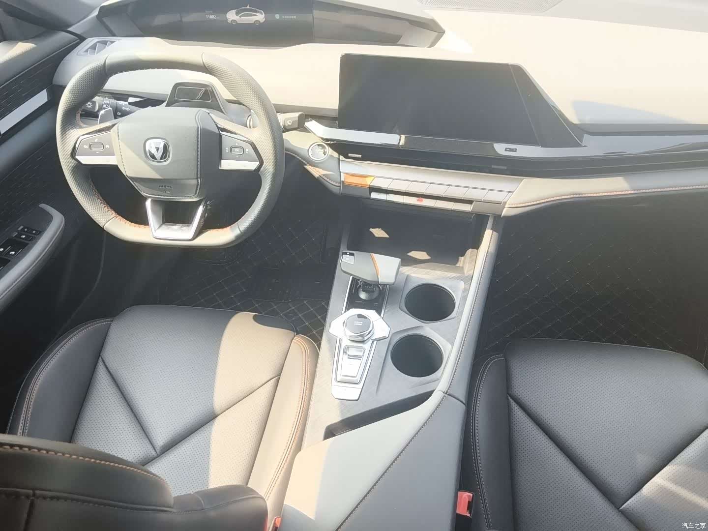 Changan UNI-V, 2023 6