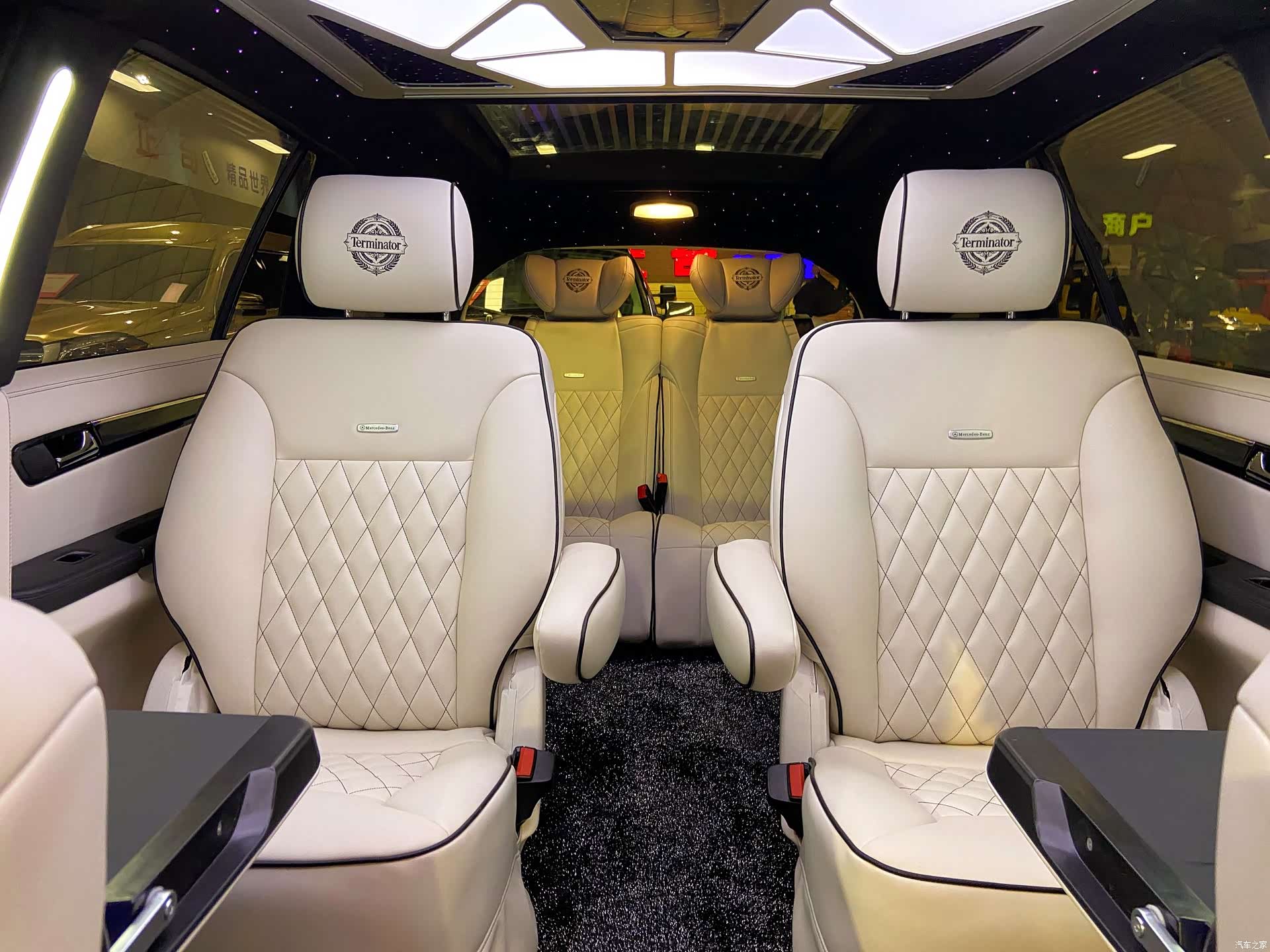 Mercedes-Benz R-Class, 2012 26