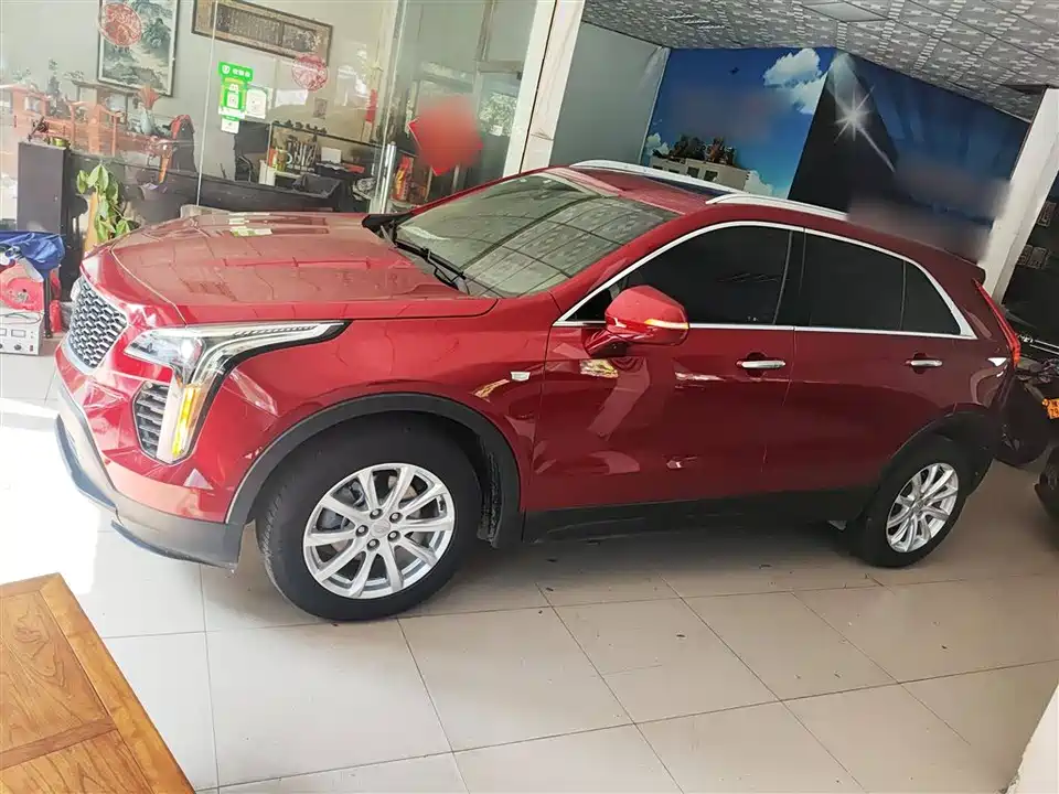 Cadillac XT4