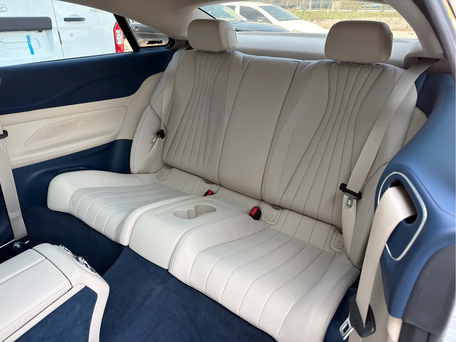 Mercedes-Benz E-Class, 2022 8