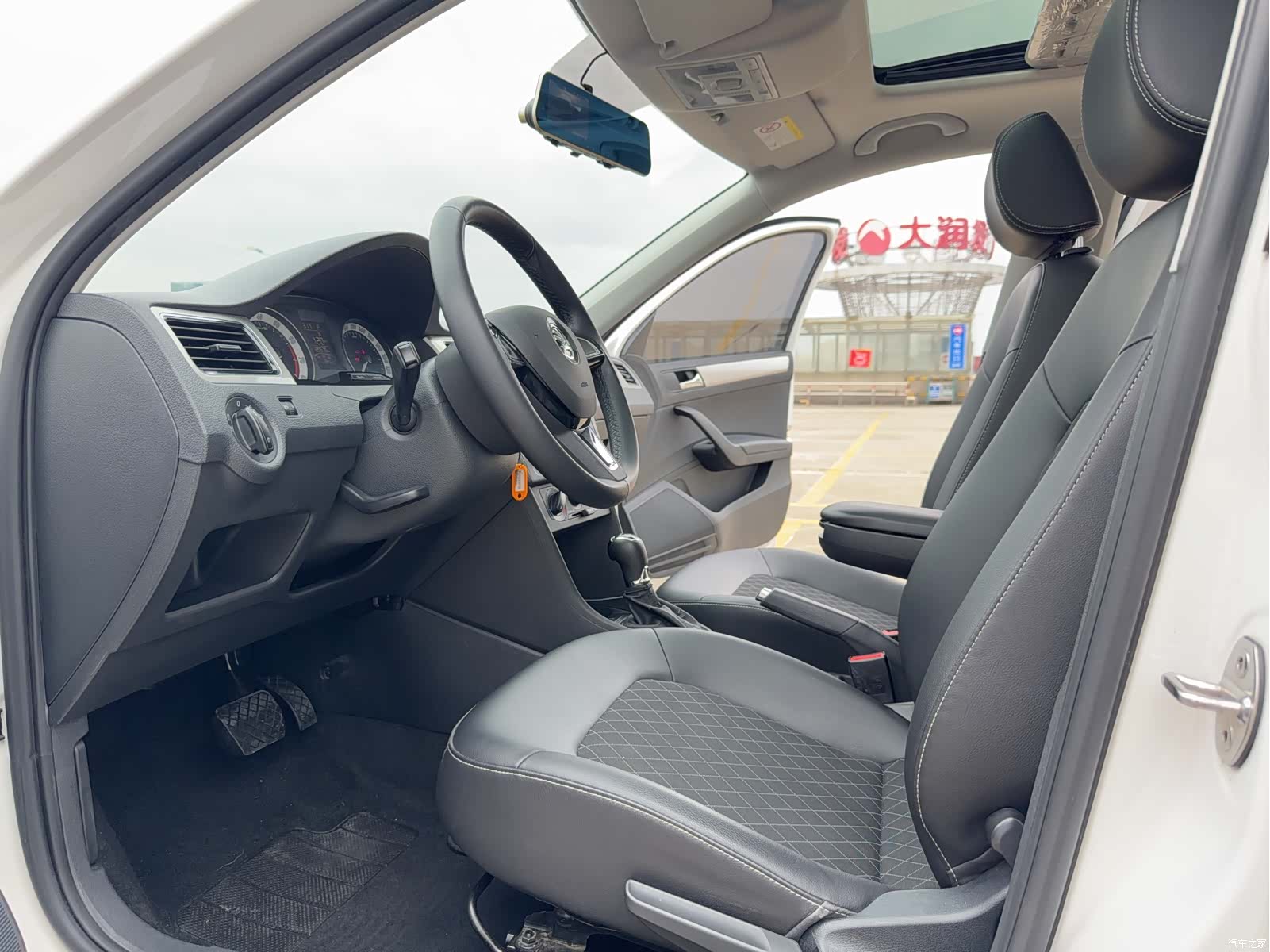 Skoda Rapid, 2018 10