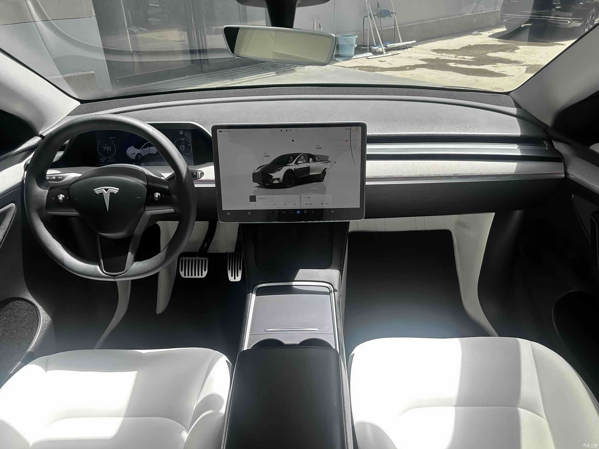 Tesla Model Y, 2024 8