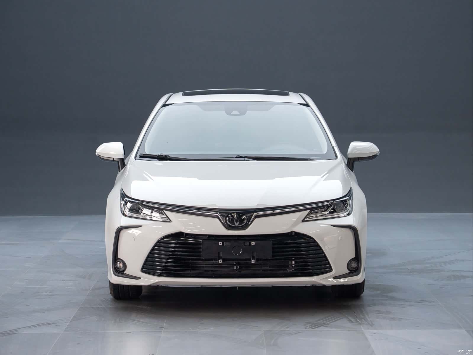 Toyota Corolla, 2022 все фото