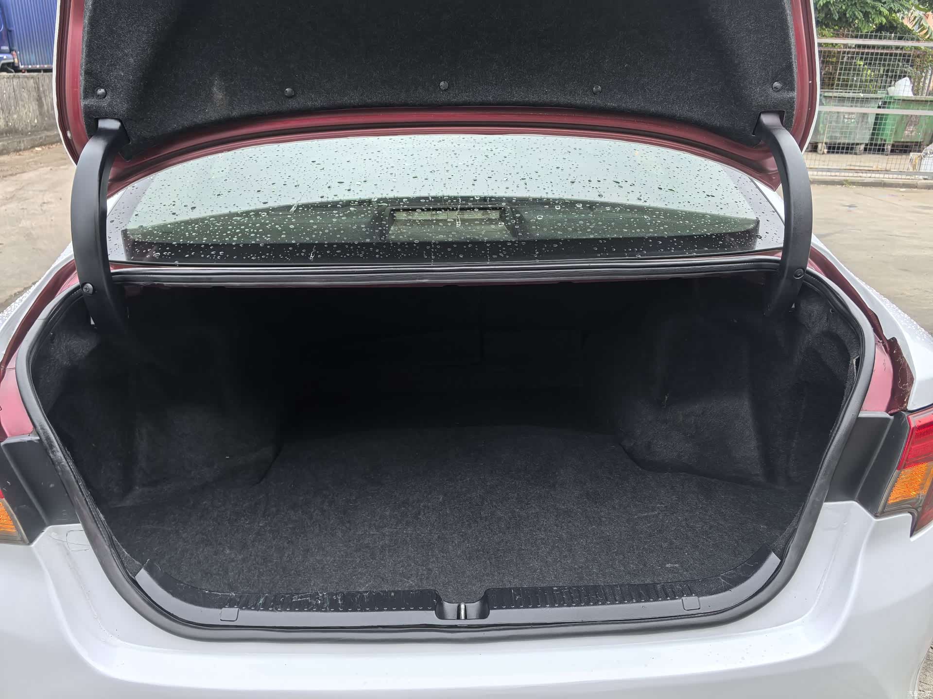 Toyota 2.5S, 2014 15