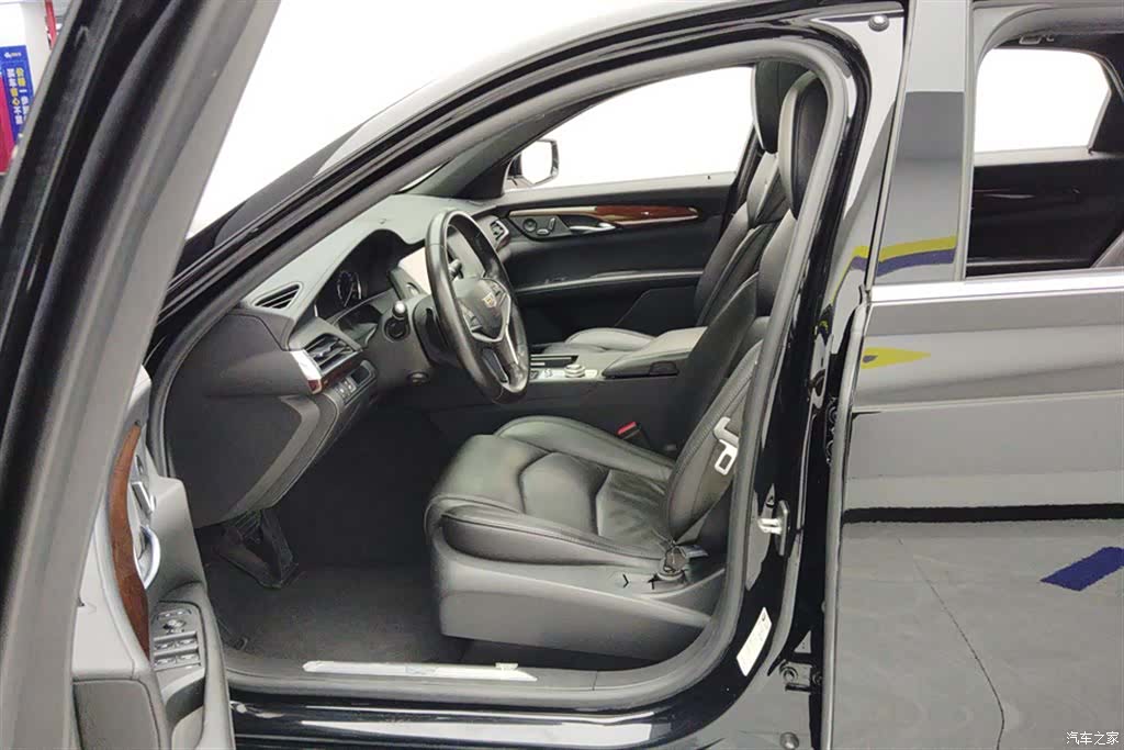 Cadillac CT6, 2021 9