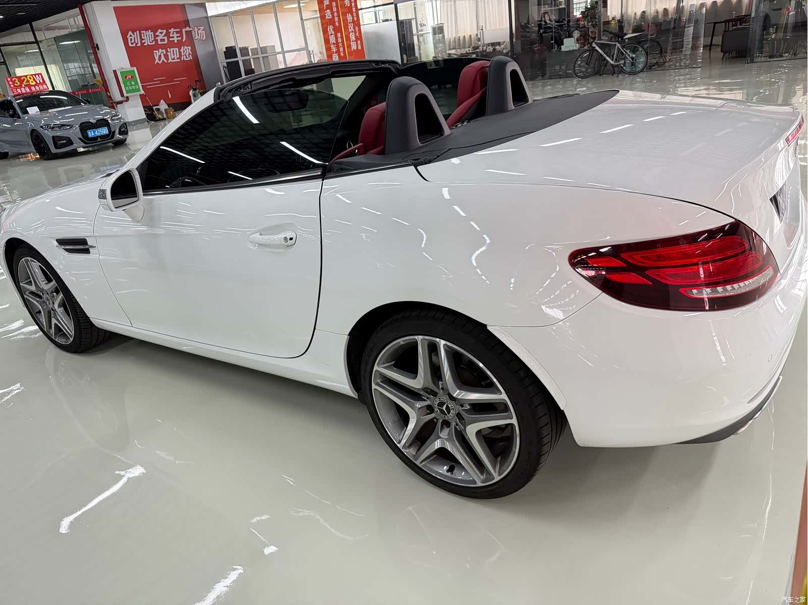 Mercedes-Benz SLC, 2019 все фото