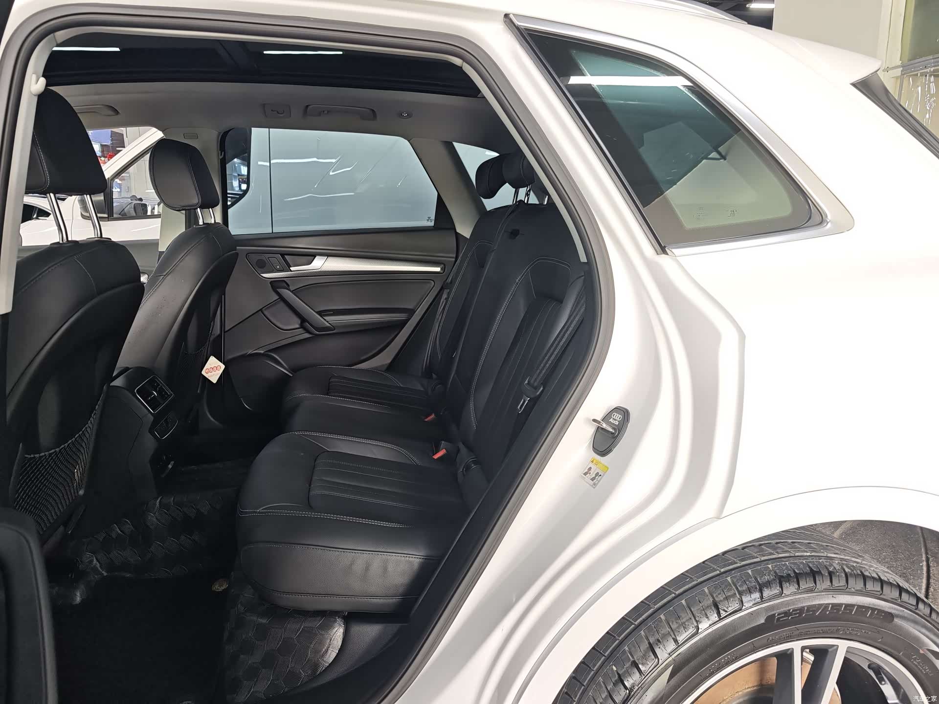 Audi Q5L, 2020 8