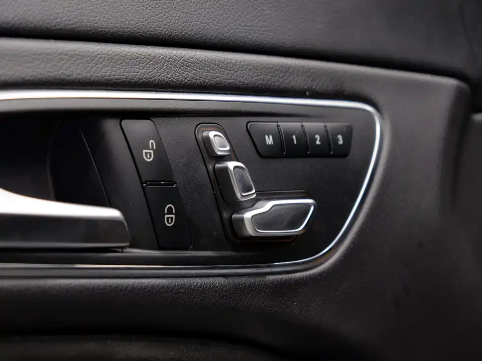 Mercedes-Benz CLA AMG