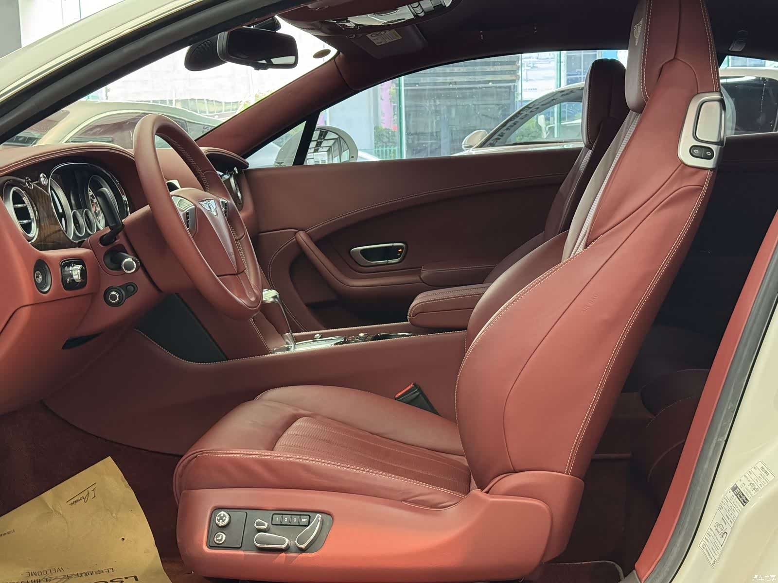 Bentley Continental GT, 2015 14