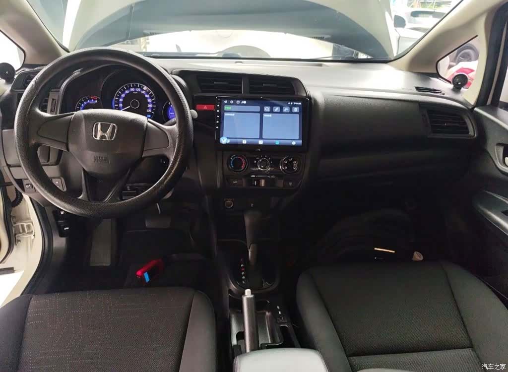 Honda Fit, 2017 8