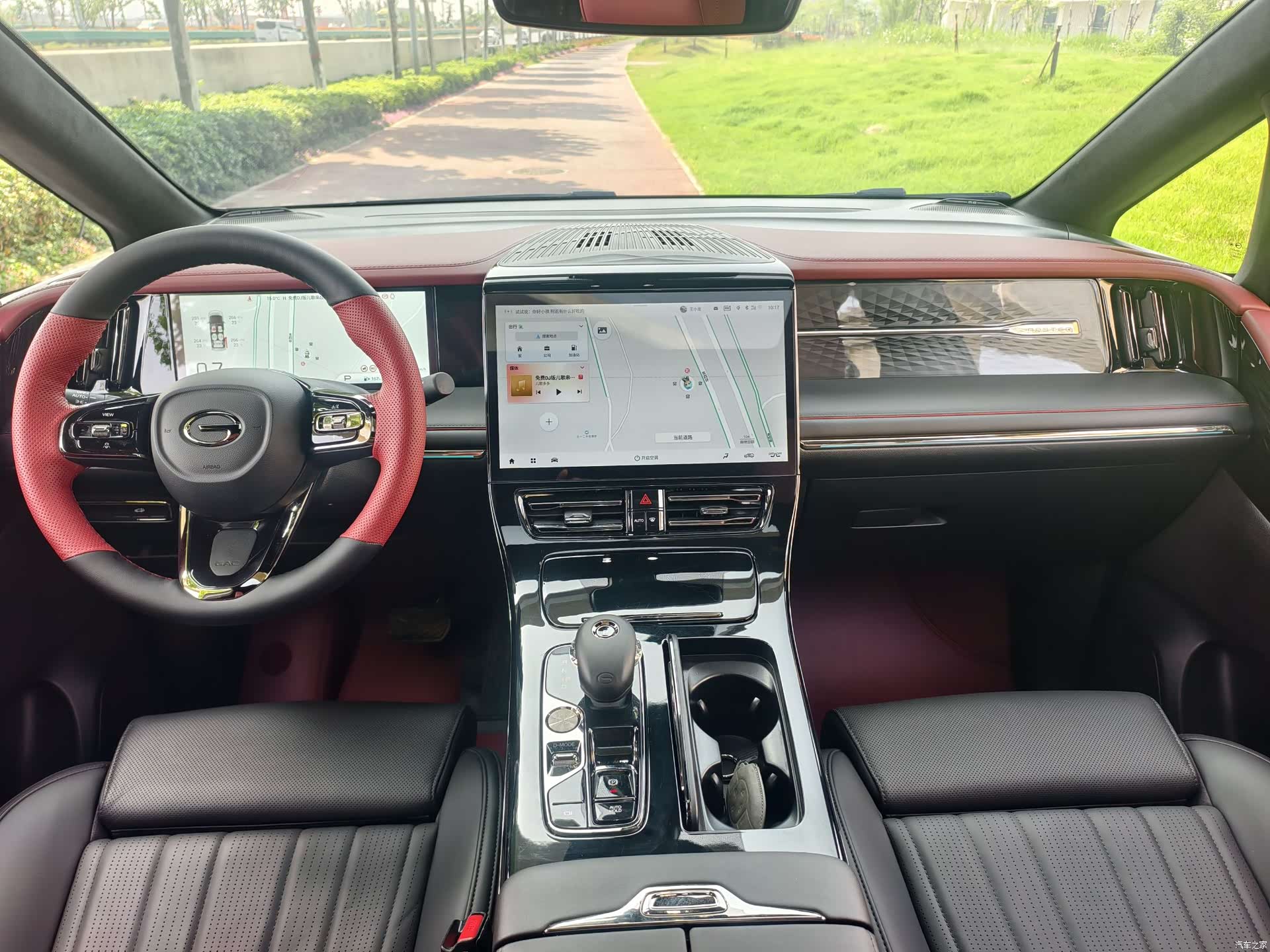 Trumpchi M8, 2025 11