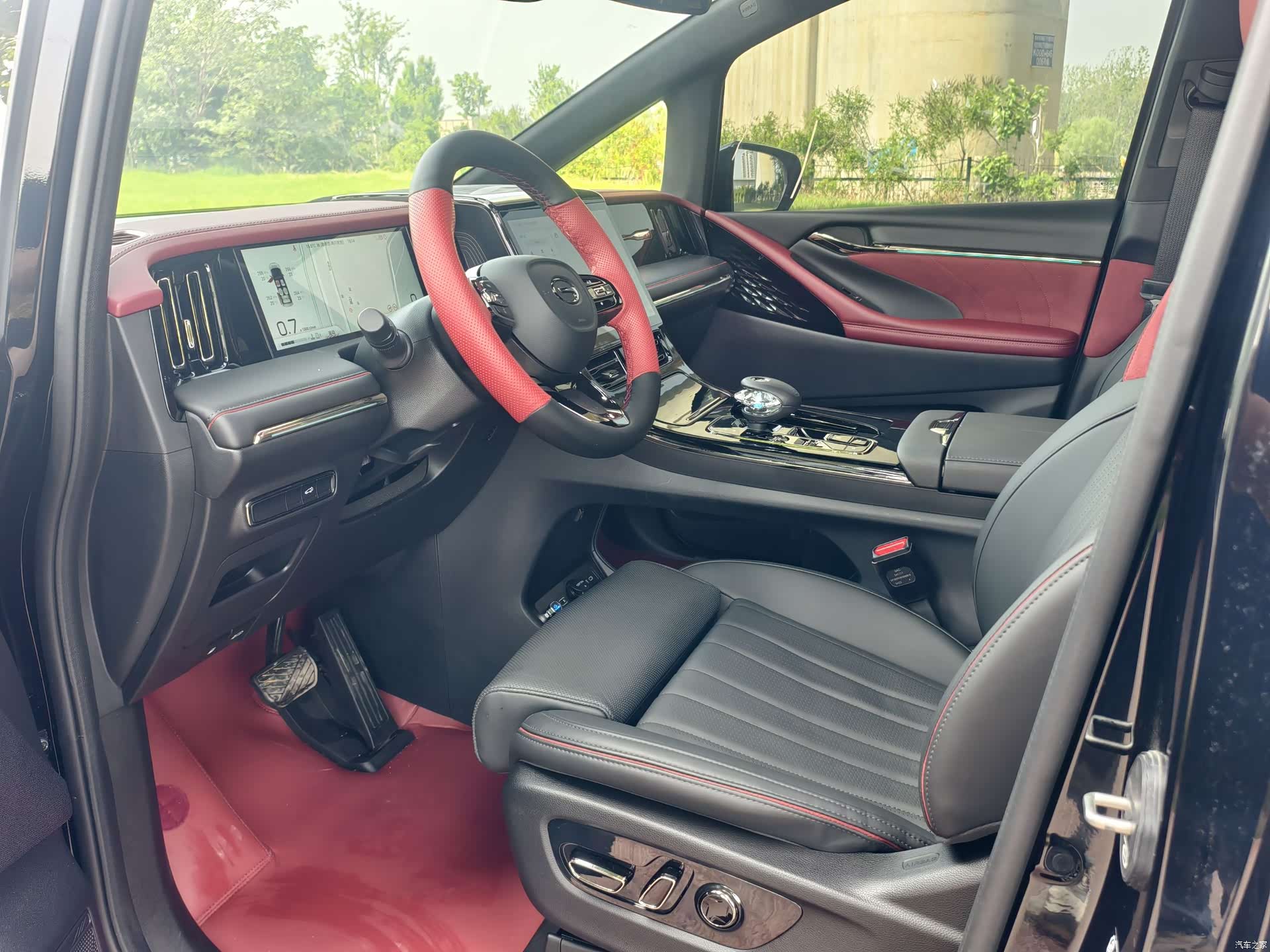Trumpchi M8, 2025 8