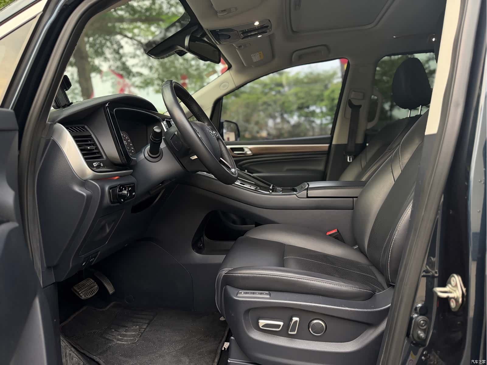 Trumpchi M8, 2021 8