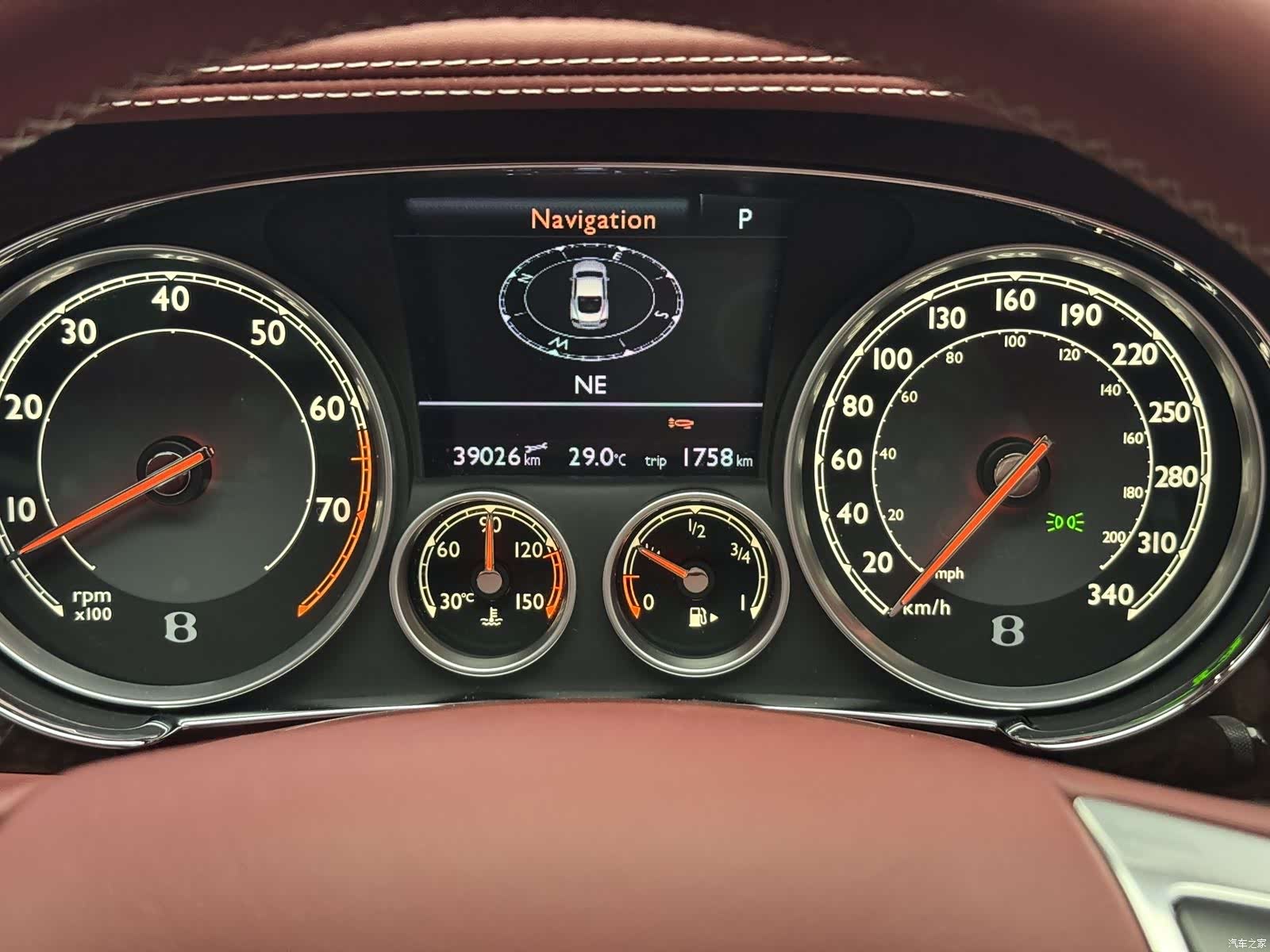 Bentley Continental GT, 2015 12