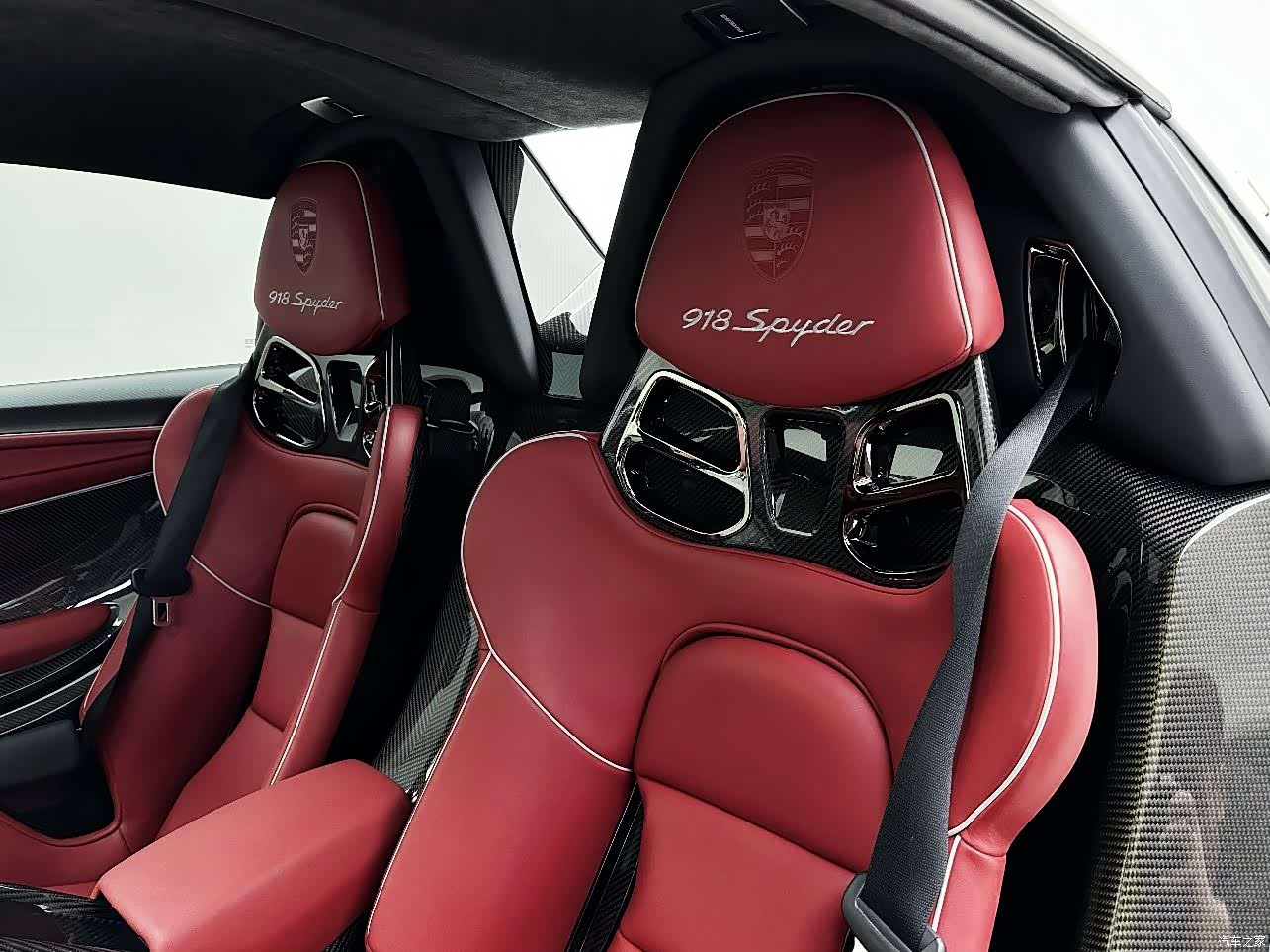 Porsche 918, 2016 32
