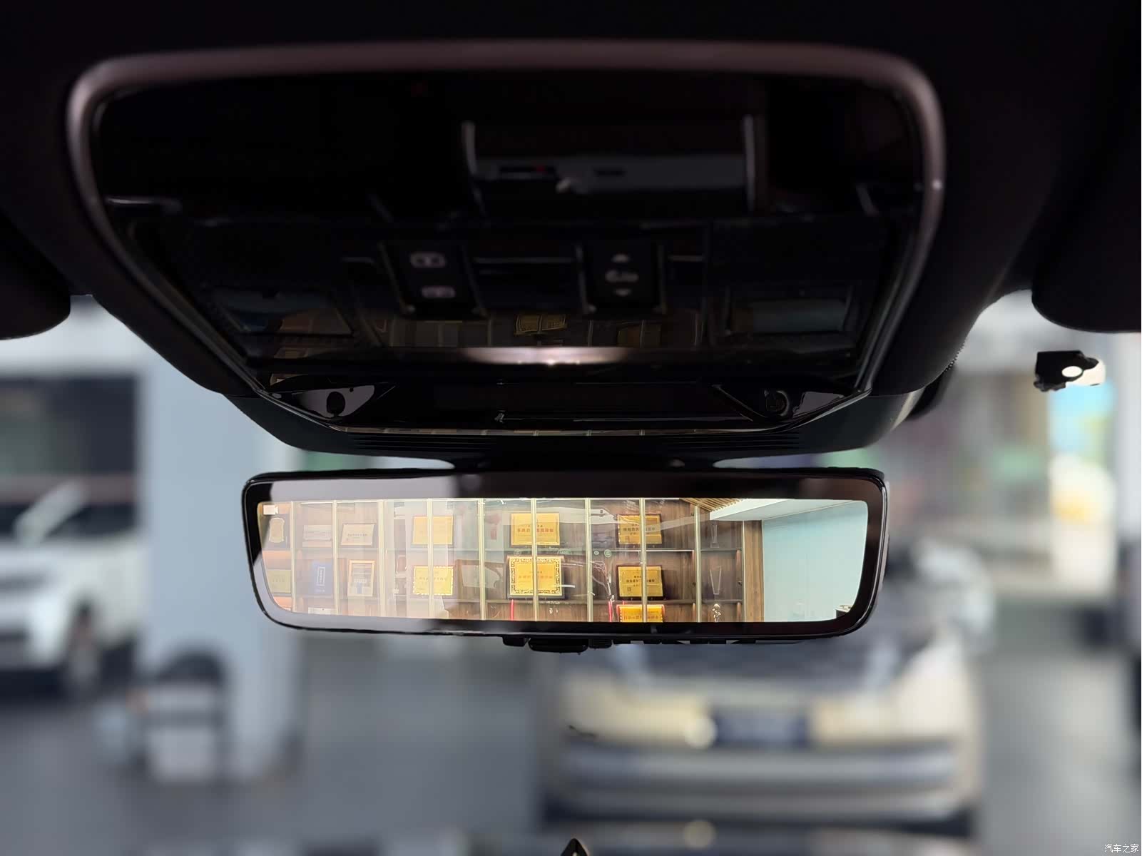 Land Rover Range Rover, 2025 18