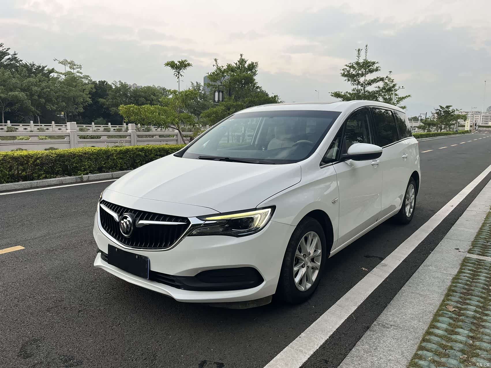 Buick GL6, 2018 1