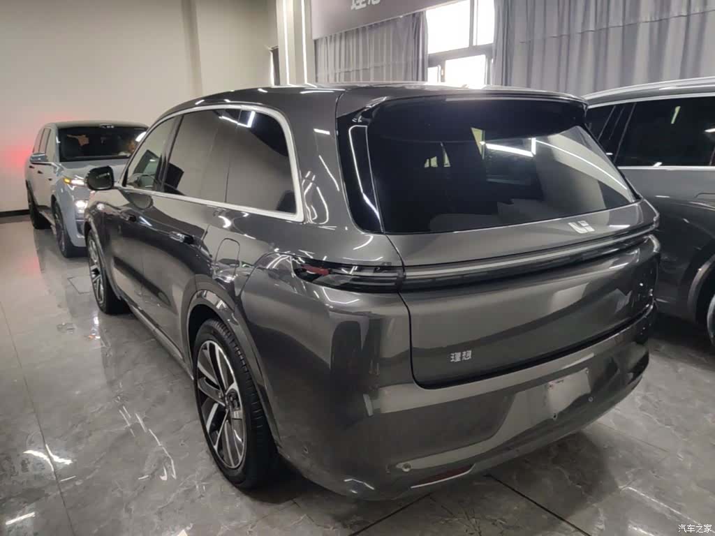Li Auto L8, 2023 все фото