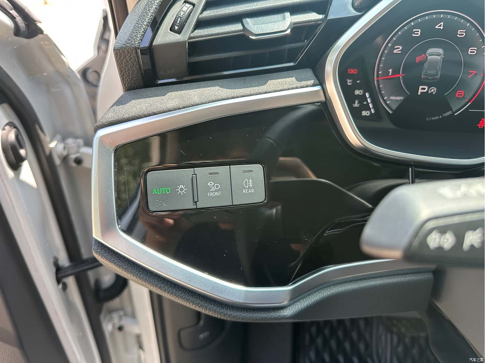 Audi Q3, 2023 все фото