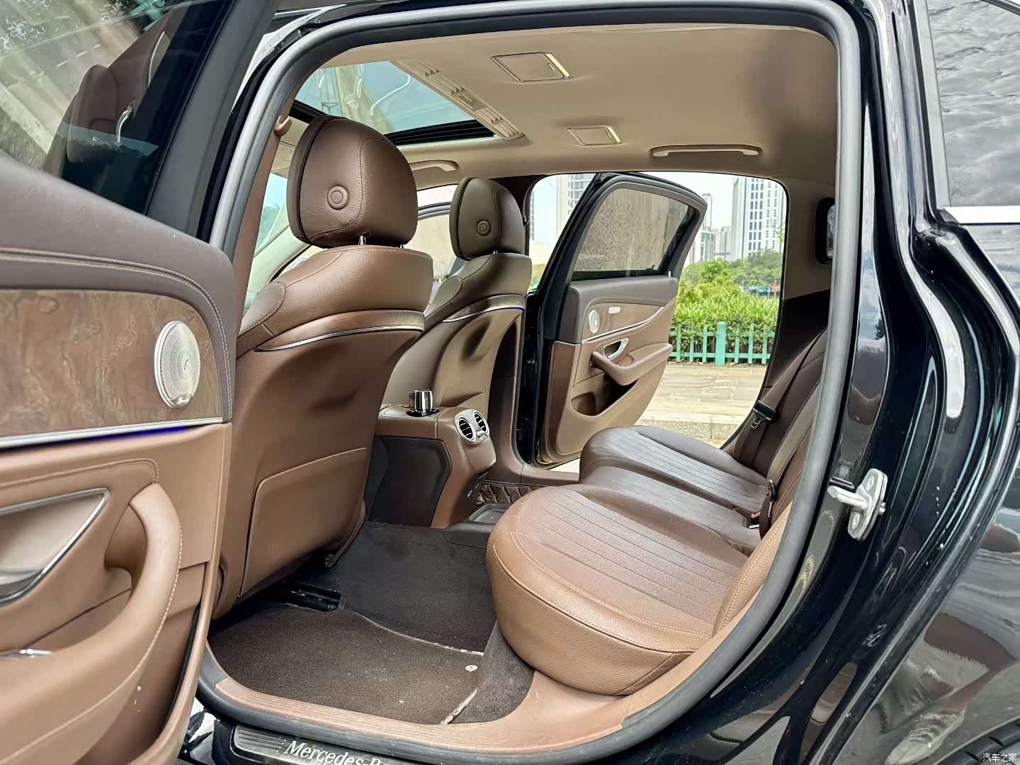Mercedes-Benz E-Class, 2019 7