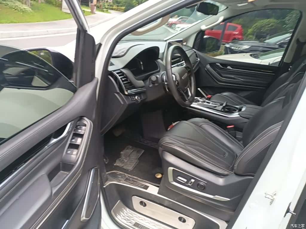 Maxus G20, 2022 16