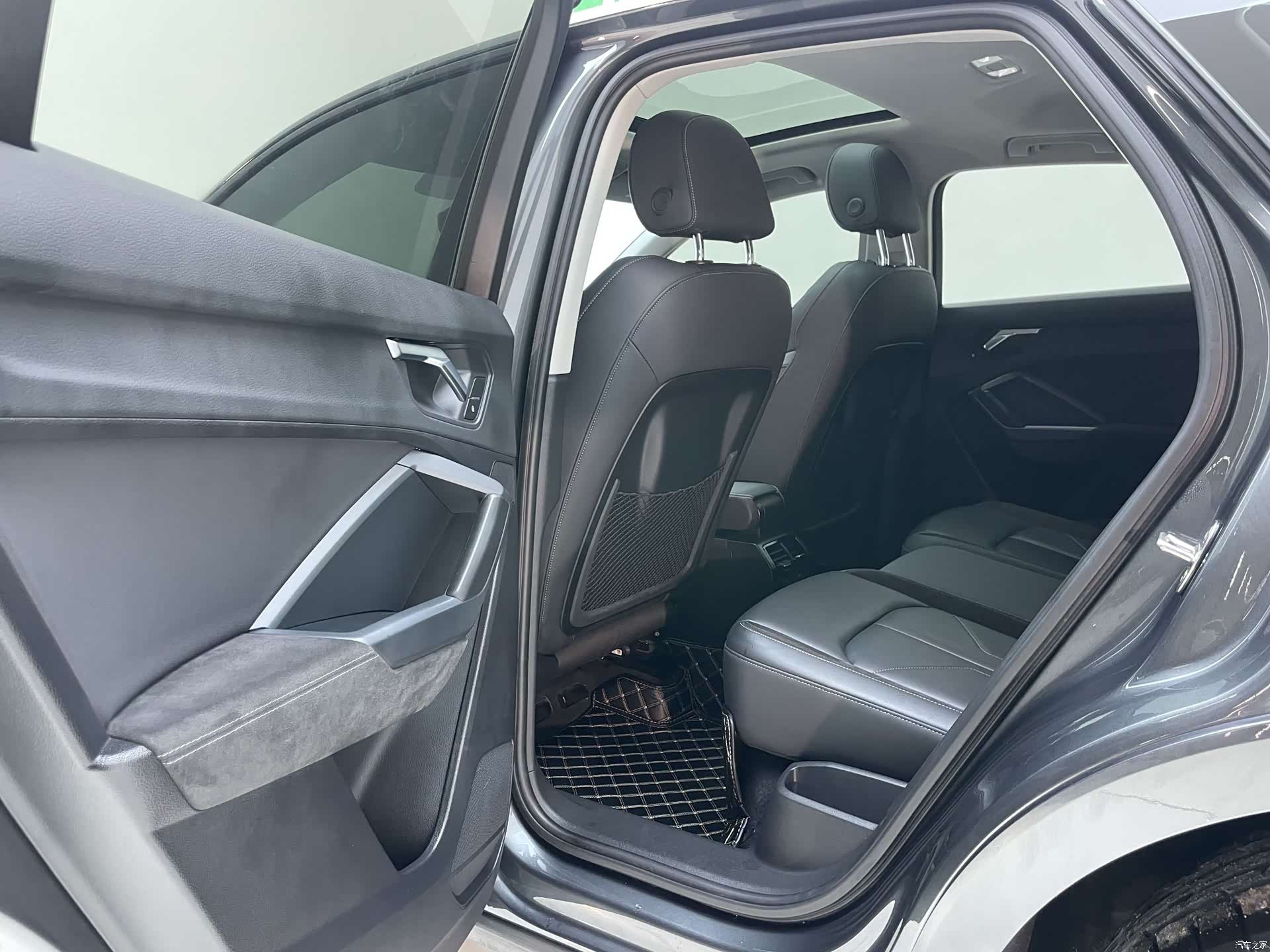 Audi Q3, 2023 19