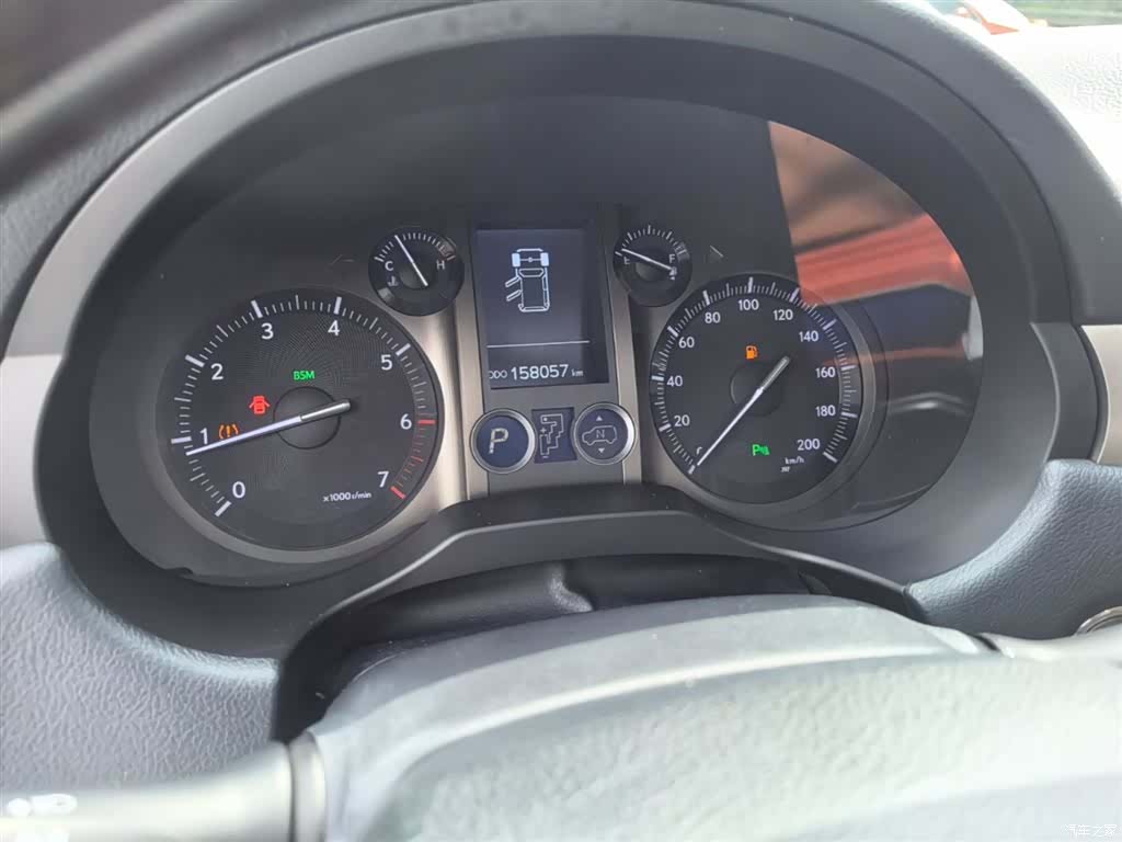 Lexus GX, 2015 12