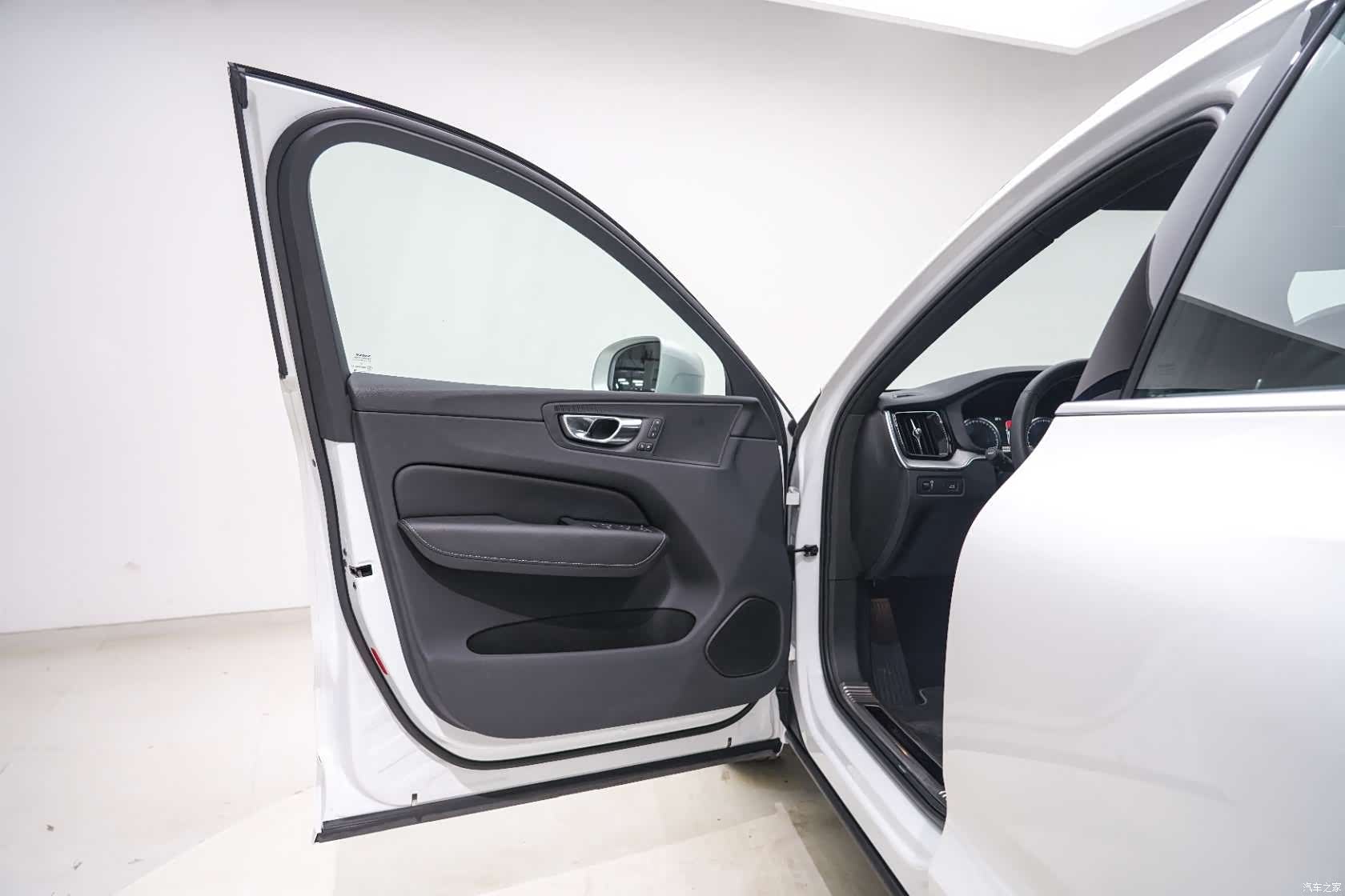 Volvo XC60, 2019 15