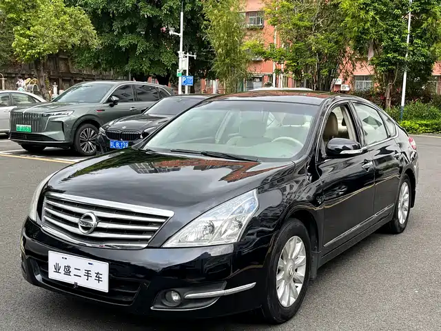 Nissan Altima 2010 — купить из Китая под заказ