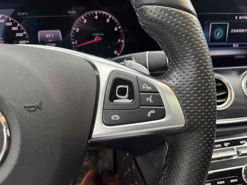Mercedes-Benz E-class Mercedes-Benz E-class